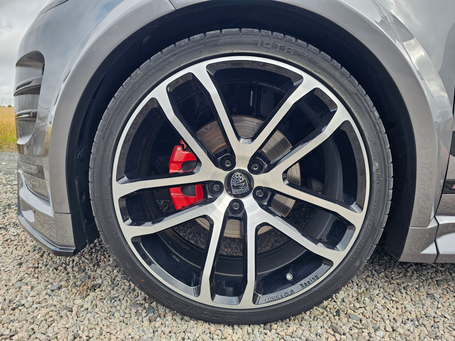 2019(69) Land Rover Range Rover Evoque 2.0 R-DYNAMIC SD LUMMA KIT AND WHEELS (25/09/2019)
