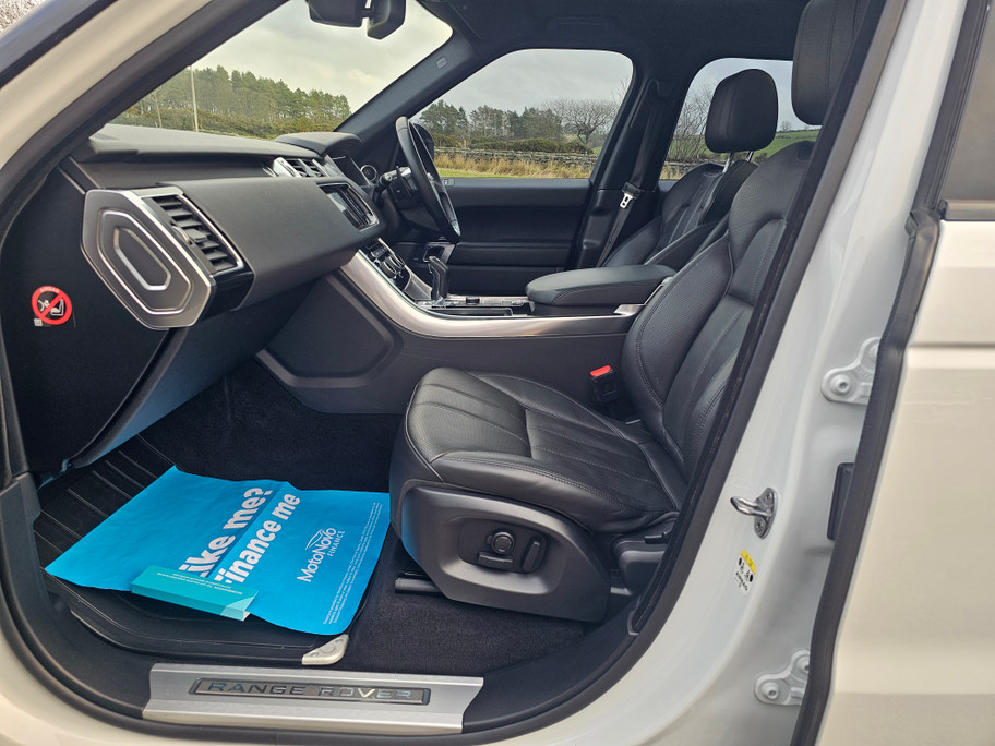2015(65) Land Rover Range Rover Sport 3.0 HSE DYNAMIC SDV6 WITH BODYKIT (23/11/2015)