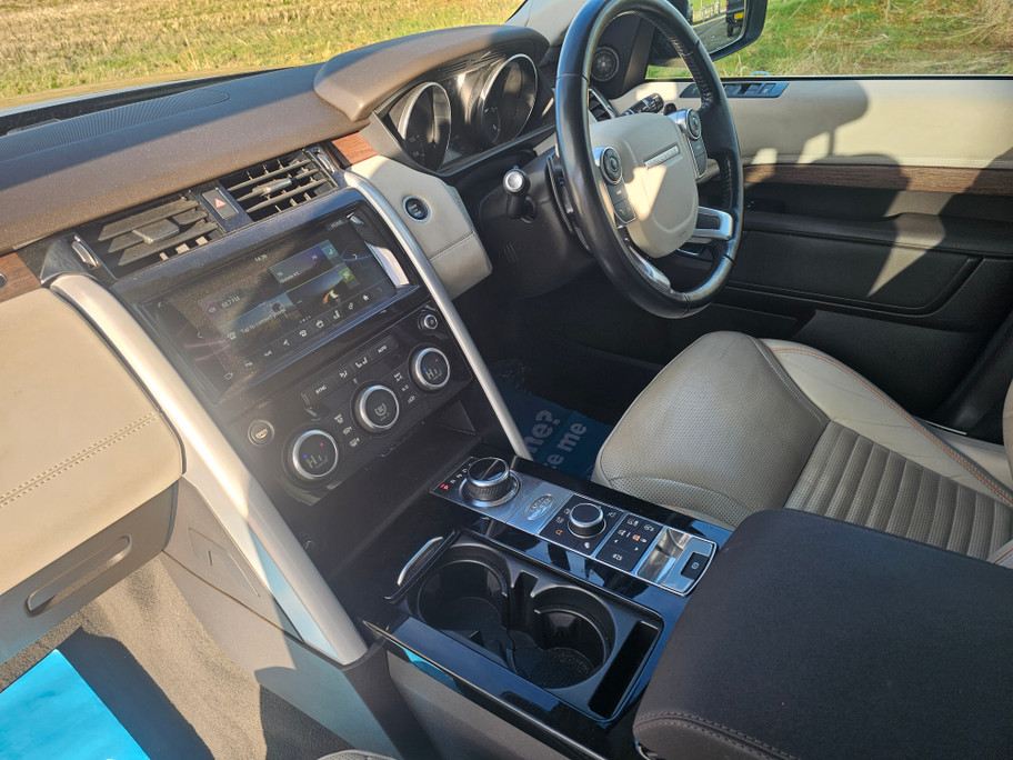 2017(17) Land Rover Discovery 3.0 HSE TD6 AUTO (20/03/2017)