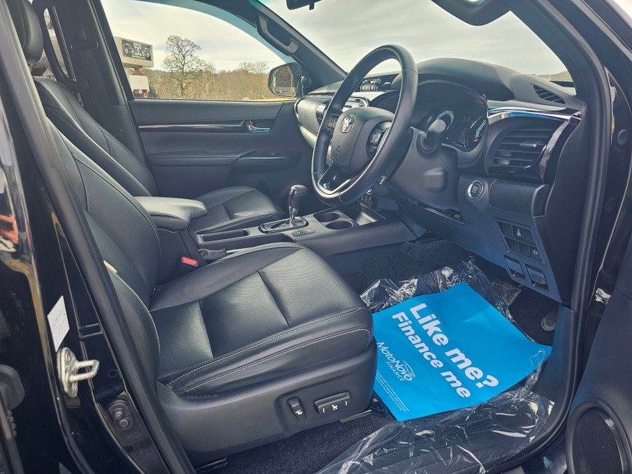 2020(20) Toyota Hilux 2.4 INVINCIBLE X D-4D4WD DCB AUTO NO VAT (30/07/2020)
