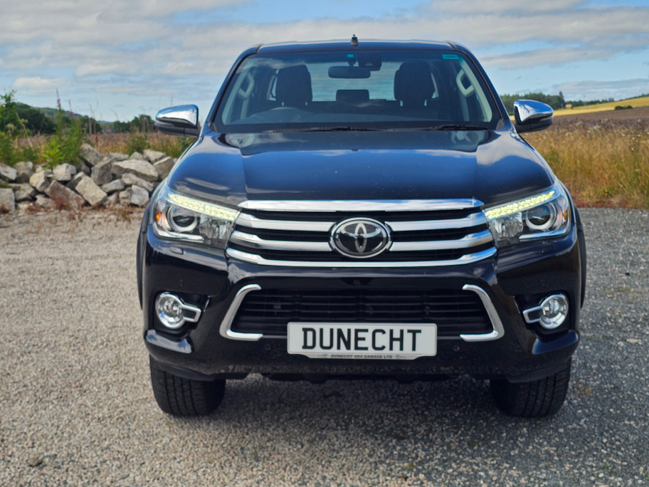 2018(18) Toyota Hilux 2.3 INVINCIBLE X D-4D4WD DCB AUTO NO VAT (27/06/2018)