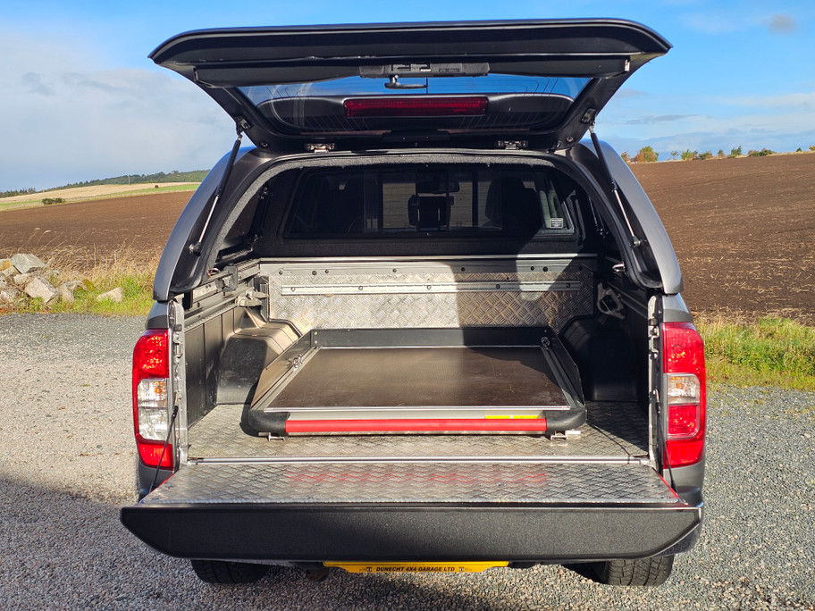 2016(66) Nissan Navara 2.3 TEKNA DCI AUTO (24/09/2016)