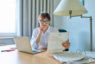 ​Reading Glasses vs. Prescription Glasses: What’s the Difference?