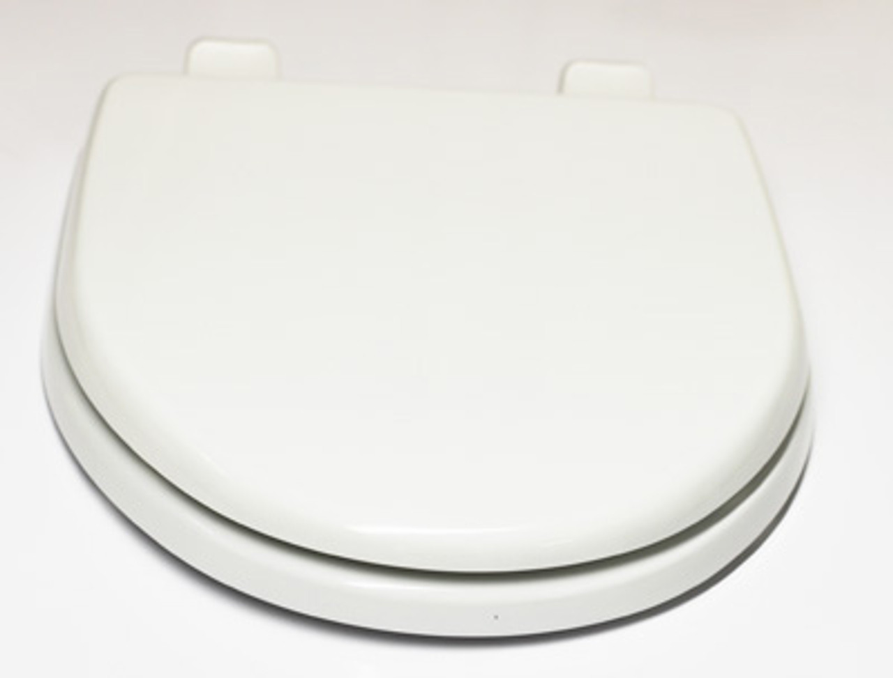 Concerto RV toilet seat and lid