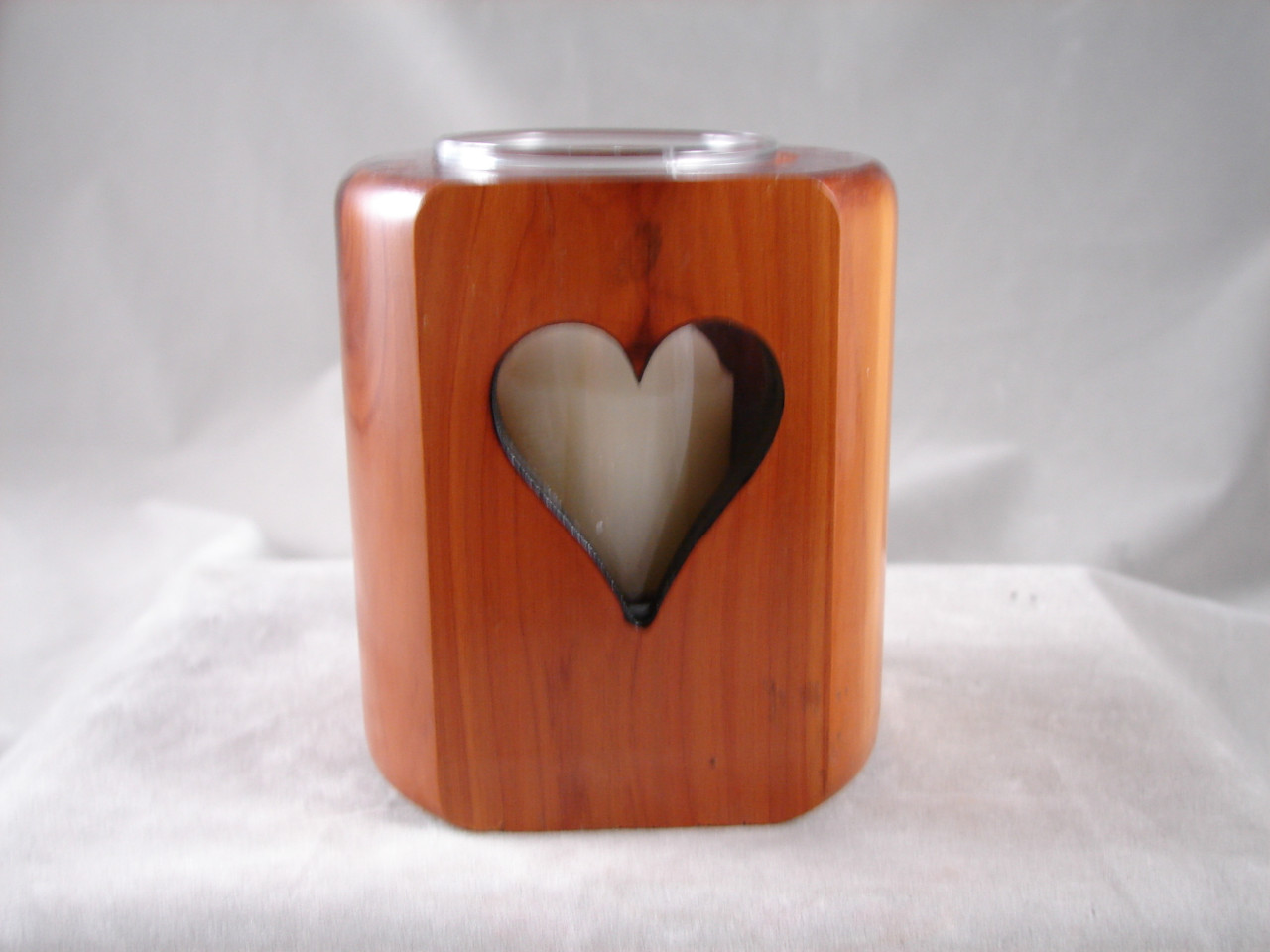 HS-Cedar Wood Tea Candle Holder