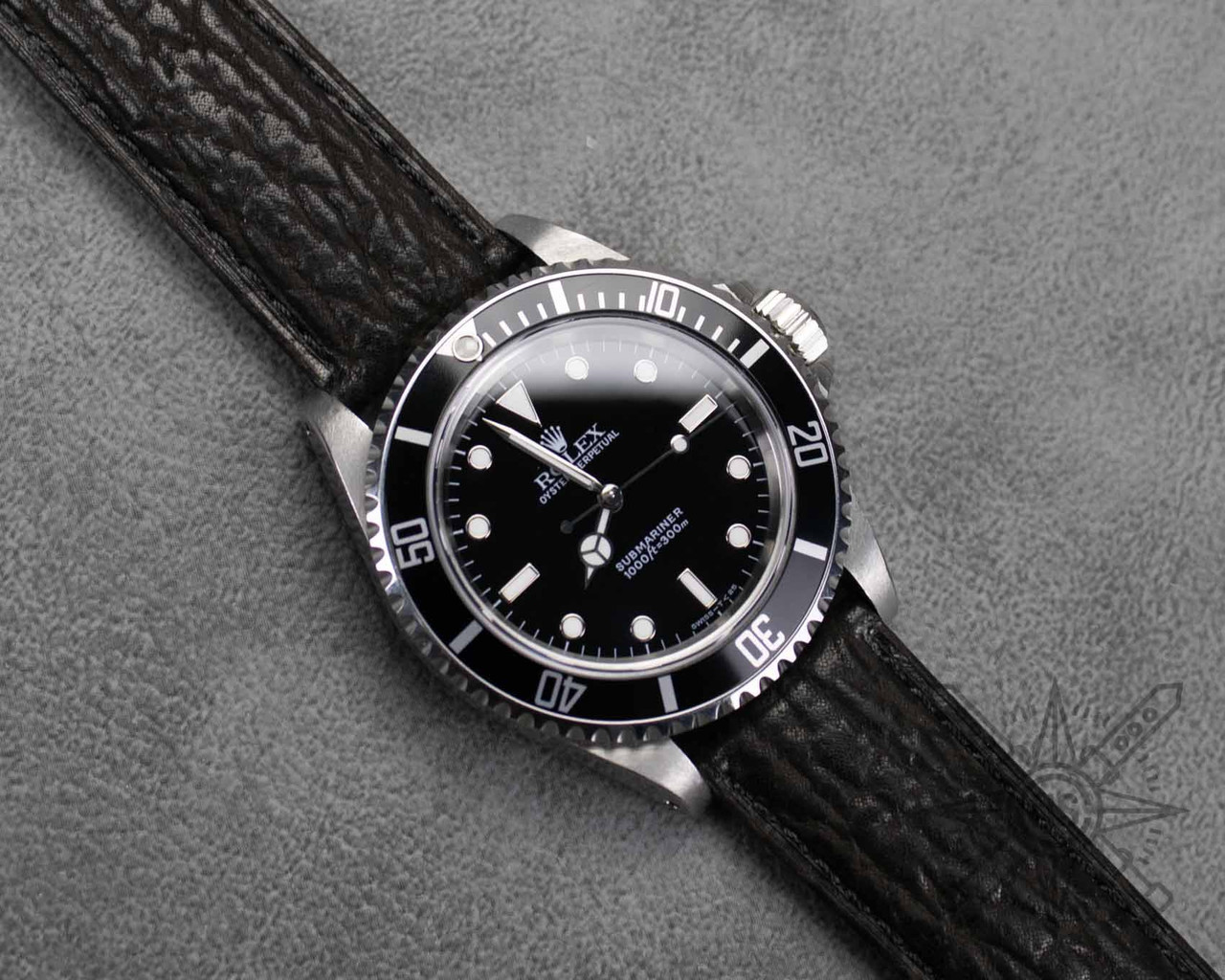 Black Shark Watch Band – Exotic Rugged Leather Strap