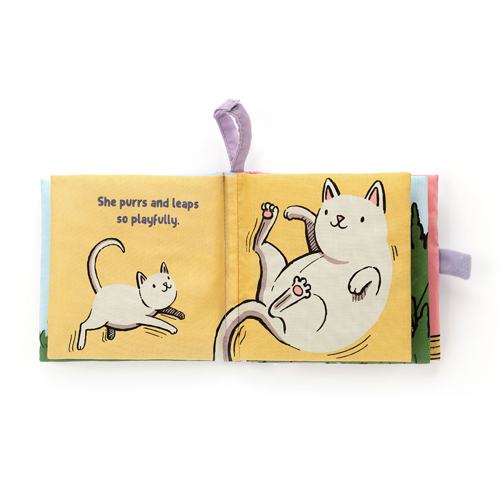 Mummy Loves Me Book, View 2
