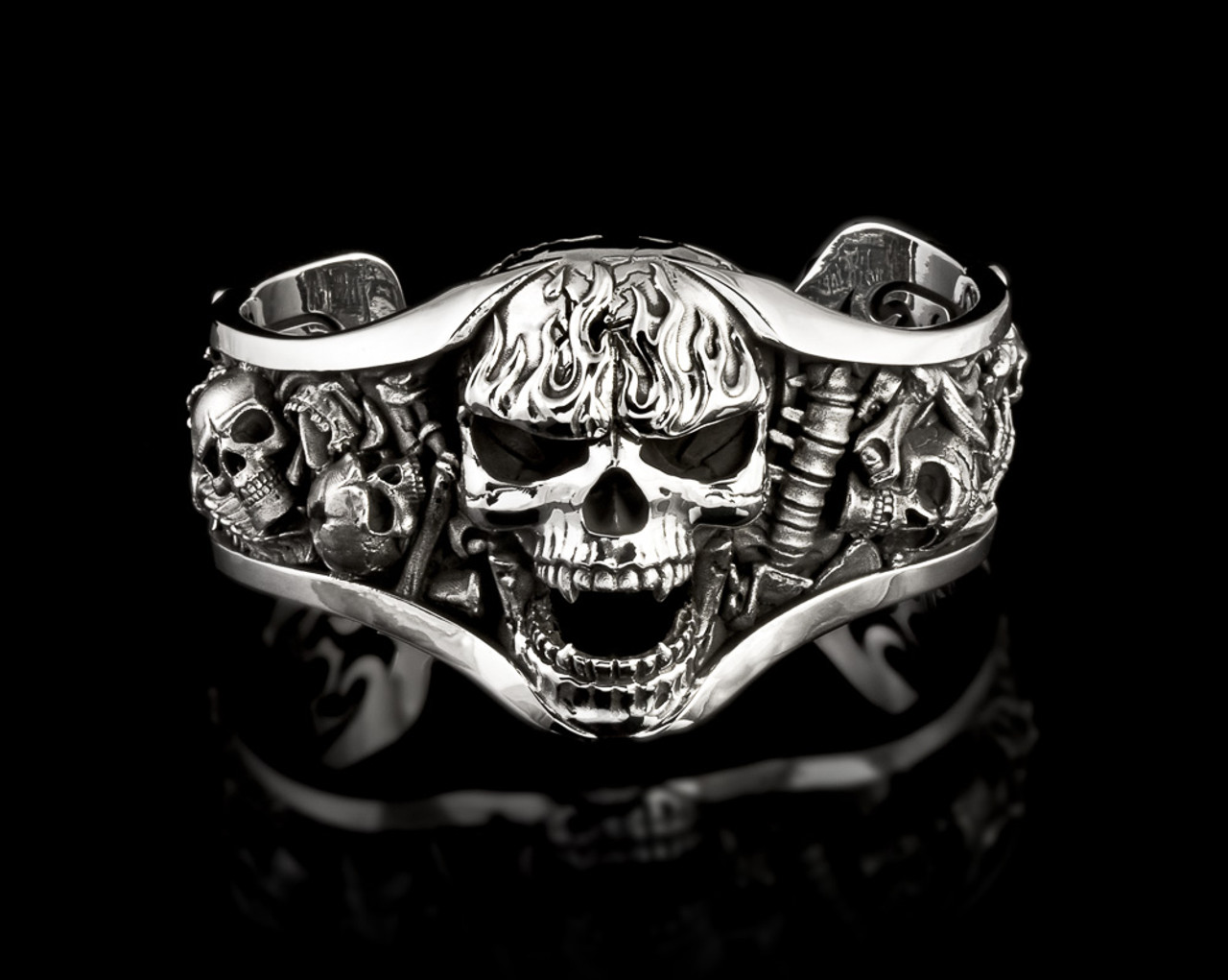 silver skull bracelet