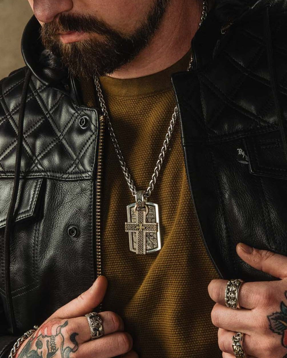 Joshua 1:9 Pendant Luxe