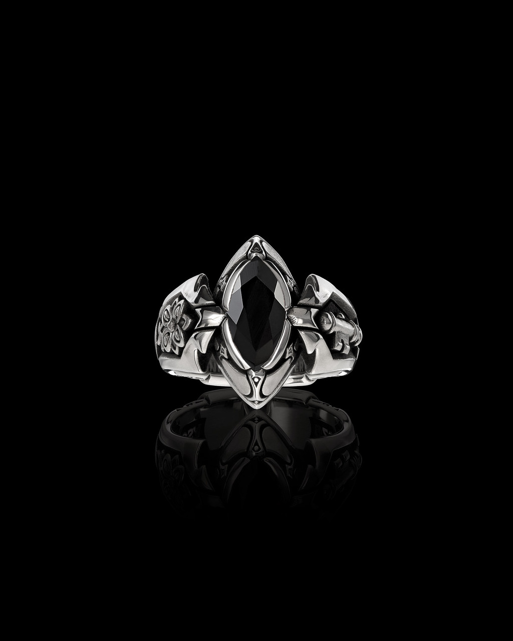 The Queens Ring with Black Onyx stone by NightRider Jewelry - Front View The Queens Ring with Black Onyx stone by NightRider Jewelry - Front View
