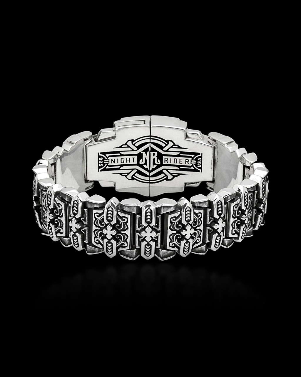 Guardian Lion Interlock Link Silver Bracelet by NightRider Jewelry - Back View Guardian Lion Interlock Link Silver Bracelet by NightRider Jewelry - Back View