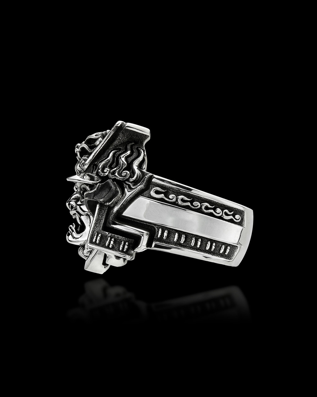 Japanese Bushido Silver Samurai Warrior Ring by NightRider Jewelry - Side View with Red Garnet Eyes Japanese Bushido Silver Samurai Warrior Ring by NightRider Jewelry - Side View with Red Garnet Eyes