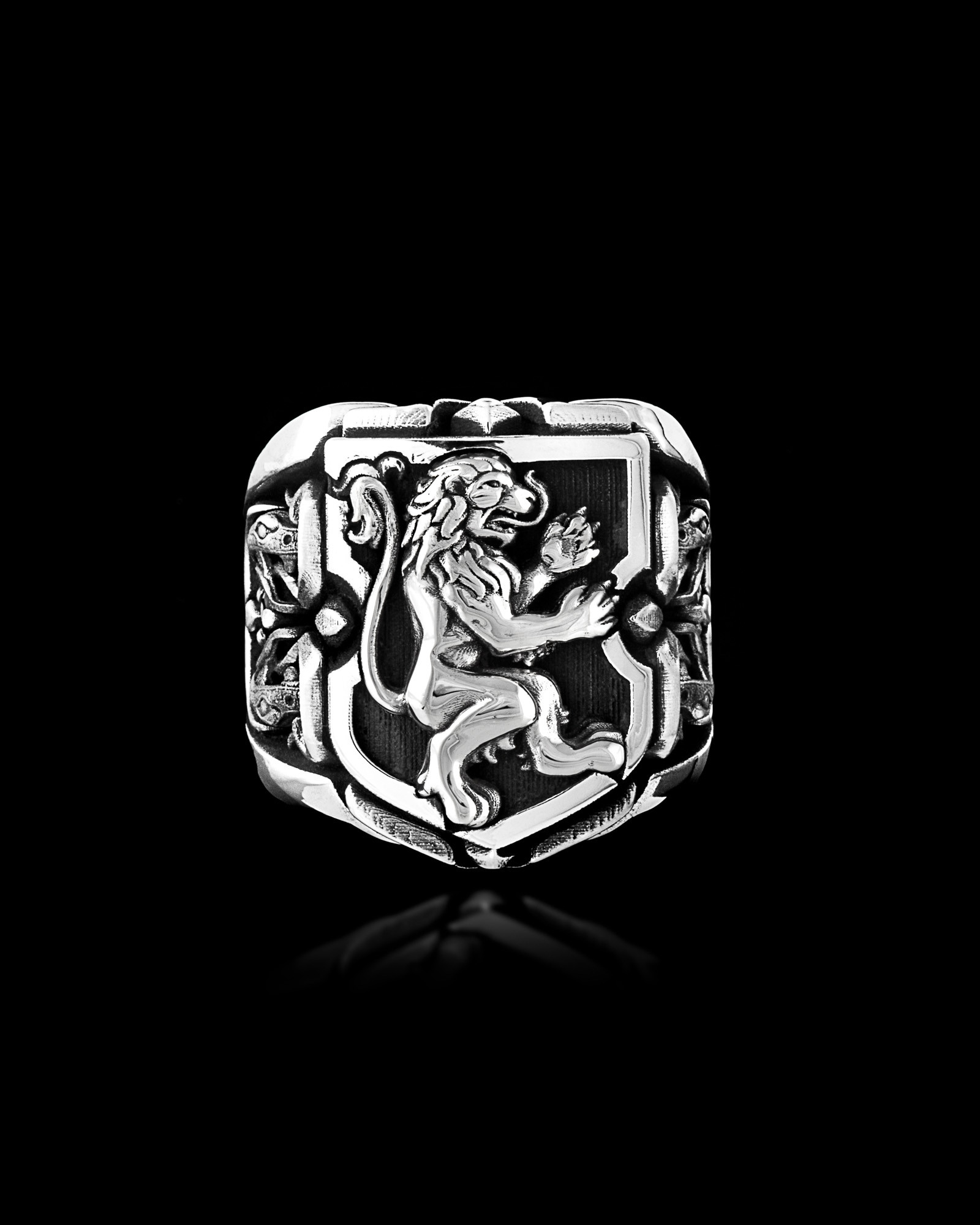 lion cigarette holder ring Guardian Lion Ring