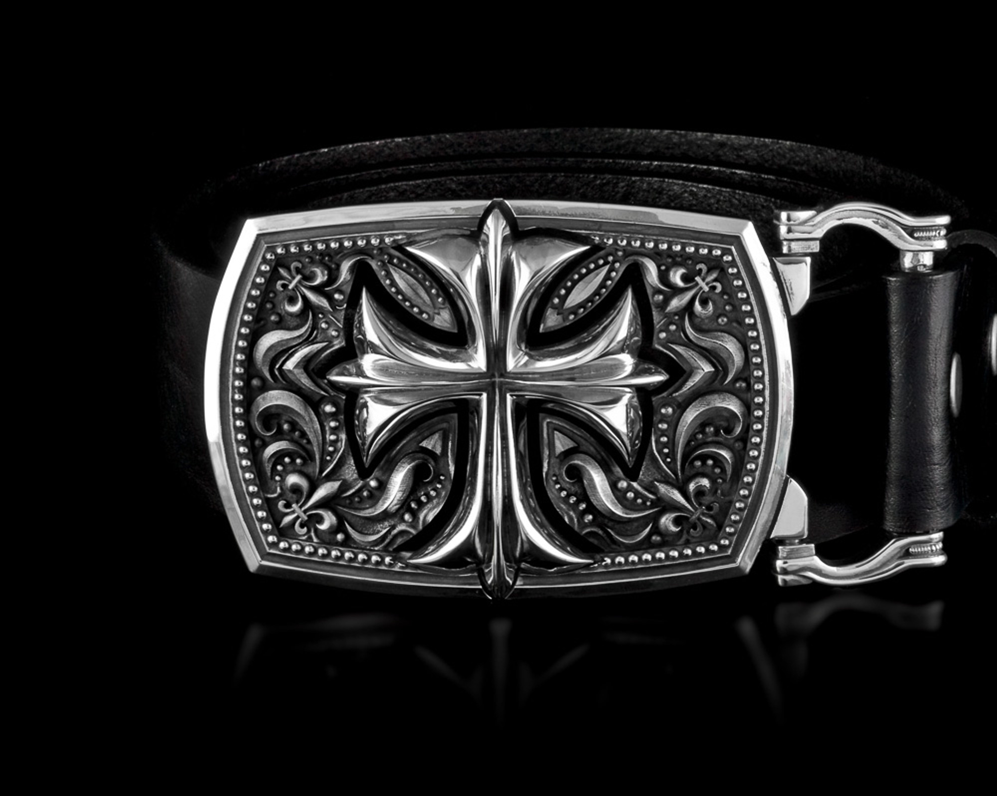 Renaissance Cross Buckle