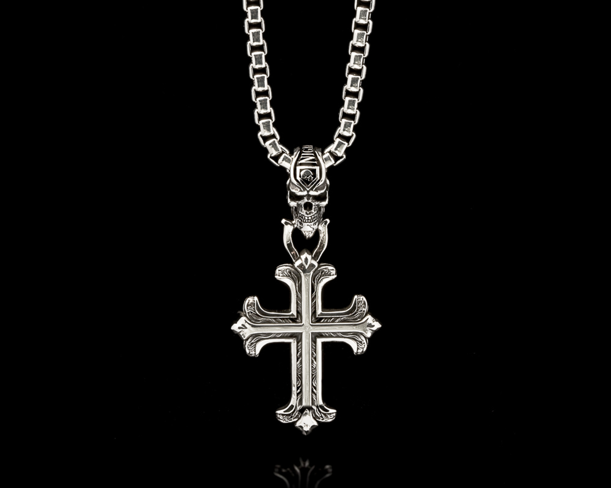 chrome hearts cross necklace