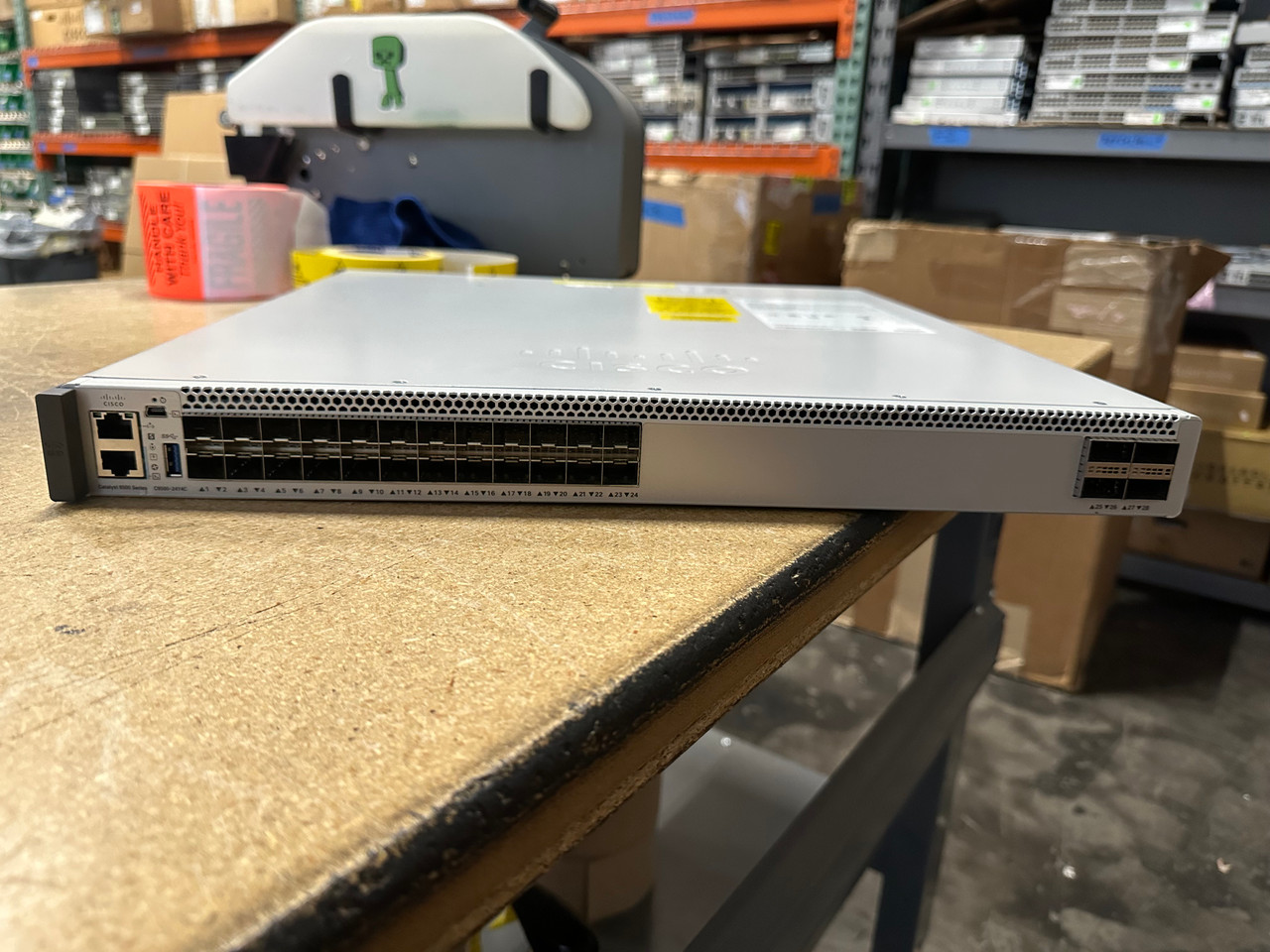 Cisco C9500-24Y4C-A Catalyst 9500 24x 25GB SFP28 Switch