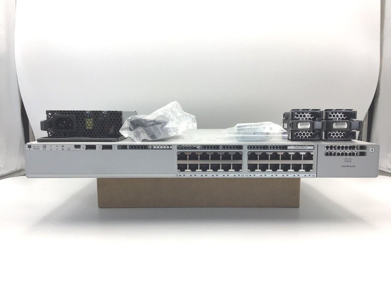 ルーター・ネットワーク機器 Cisco Catalyst 9200 C9200-24T-E Amazon.com: Cisco C9200-24T-E Catalyst 9200 24-Port Network