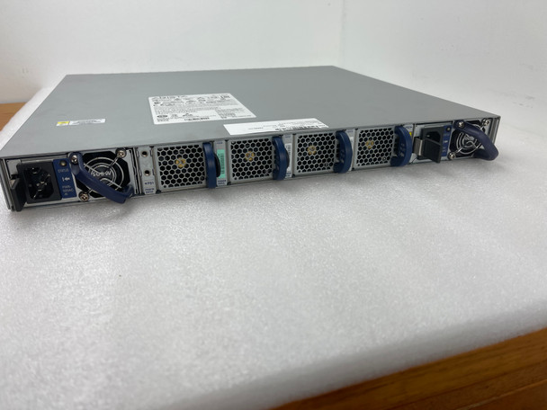 Arista DCS-7060CX-32S 32P 100GbE QSFP100 2P SFP+ RA Switch DCS-7060CX-32S-R Arista DCS-7060CX-32S 32P 100GbE QSFP100 2P SFP+ RA Switch DCS-7060CX-32S-R. Blue fans and power

Product Overview
The Arista 7060 series is a range of high-performance, high-density, fixed configuration, data center switches with wire speed layer 2 and layer 3 features, and advanced features for software driven cloud networking.