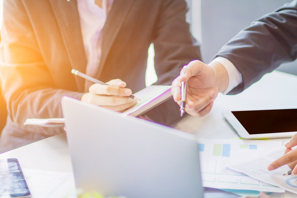Employee Handbook Requirements 2026: Do You Need One?