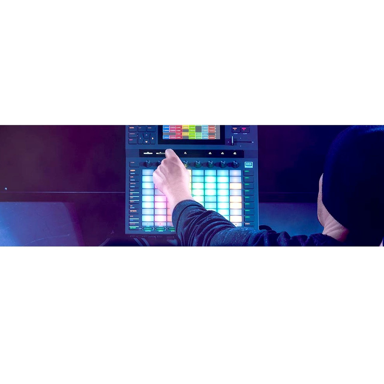 Akai FORCEXUS Force Standalone Music Production/DJ Performance System