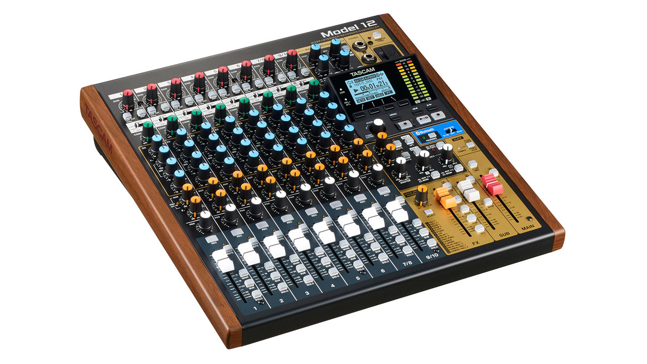 Tascam MODEL 12 - MIXER/INTERFACE/RECORDER/CONTROLLER