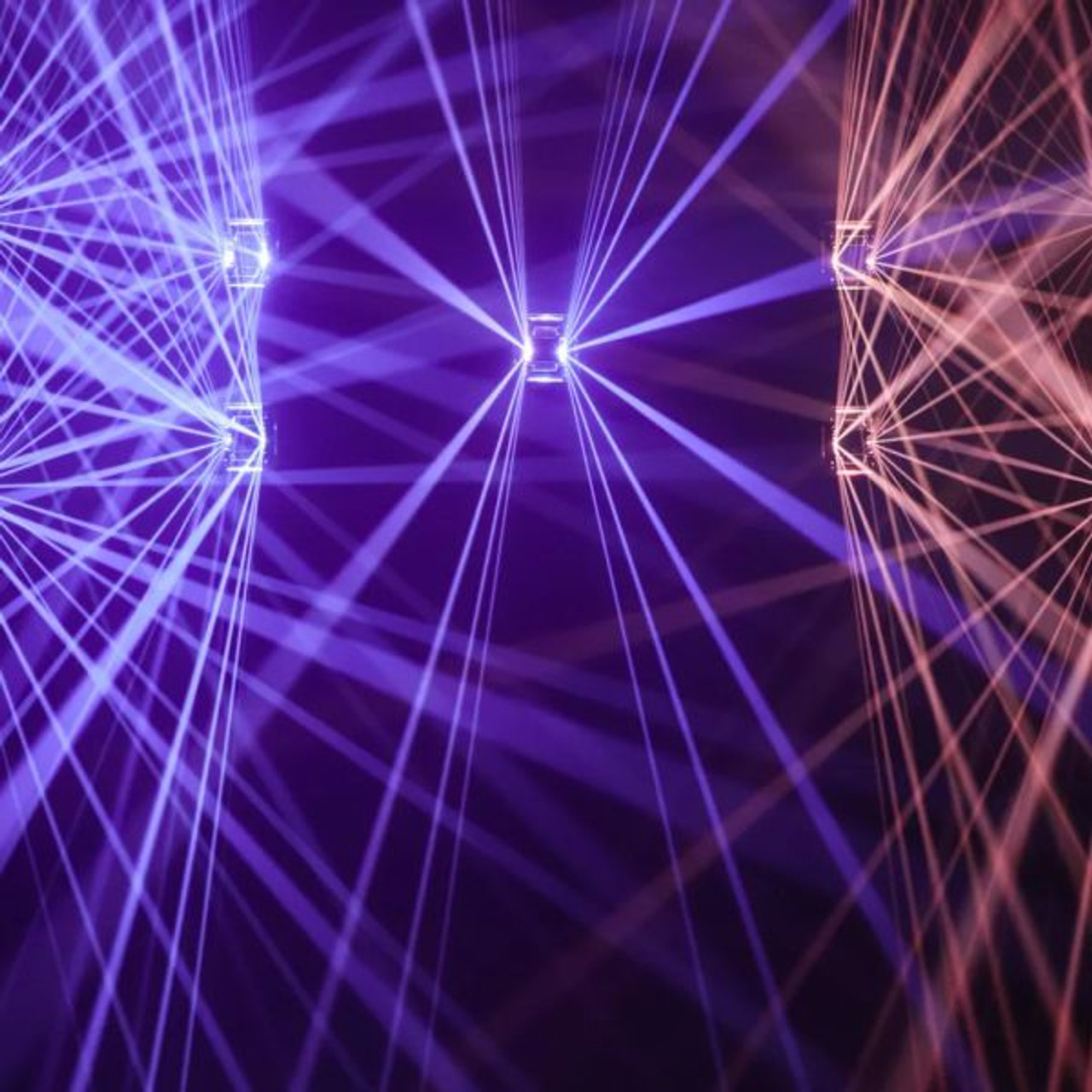 Minuit Une IVL DICE Class 3R Laser RGB Immersion Luminaire