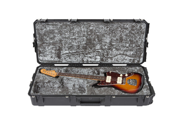 SKB 3i-4217-62 - iSeries Guitar Case, Jaguar/Jazzmaster Interior - TSA Latches, w/wheels