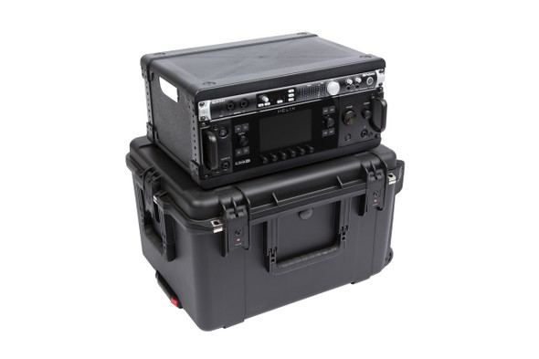 SKB 3i-2217M124U - iSeries Case with Removeable 4U Injection Molded Rack Cage, TSA Latches, Wheels