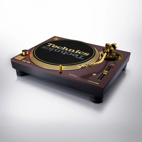 Technics SL-1200M7G 55th Anniversary Limited Edition - Red