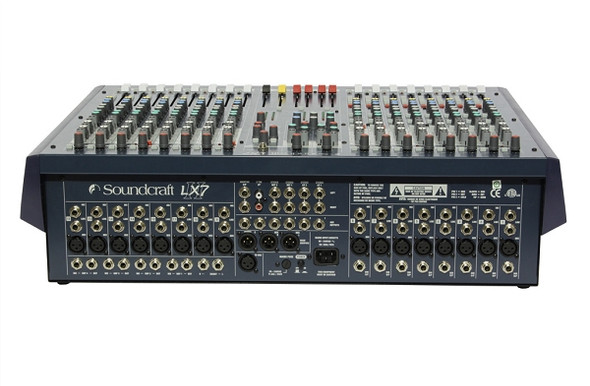 Soundcraft LX7ii 24 console