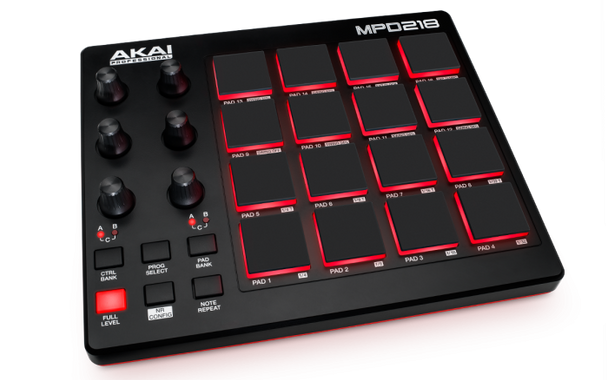 Akai MPD218 - IMG01