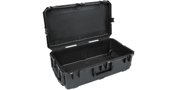 SKB 3i-3016-10BE - 30" x 16" x 10" w/wheels empty