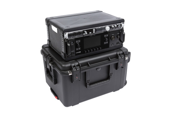 SKB 3i-2217M124U - iSeries Case with Removeable 4U Injection Molded Rack Cage, TSA Latches, Wheels 