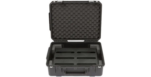 SKB 3i-2015-7-PB Injection Molded, Non-powered Pedalboard with 3i-2015-7 case