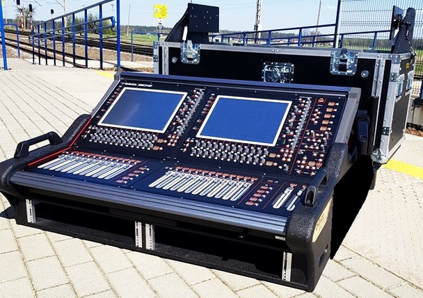 ProX Flip-Ready Detachable Easy Retracting Hydraulic Lift Case With 2x2U for Digico SD12 Digital Mixing Console by ZCase