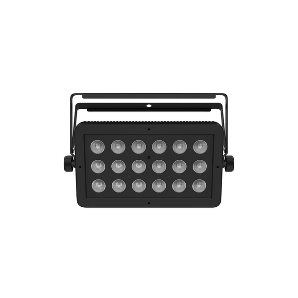 Chauvet DJ SlimBANK Q18 ILS LED Washlight with Premium Multipurpose EVA Case Package