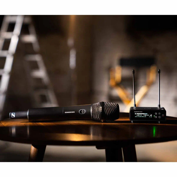 Sennheiser EW-DP 835 SET Camera-Mount Digital Wireless Handheld Microphone System (R1-6: 520 to 576 MHz)