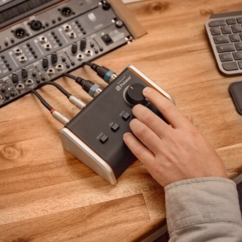 Palmer MONICON M G2 passive studio monitor controller in professional recording studio setup