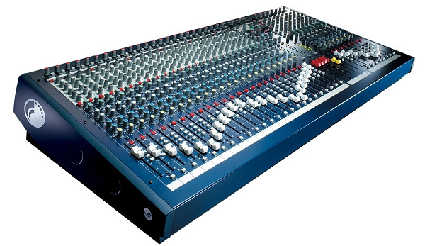 Soundcraft RW5676 LX7ii 32-Channel Analog Mixer