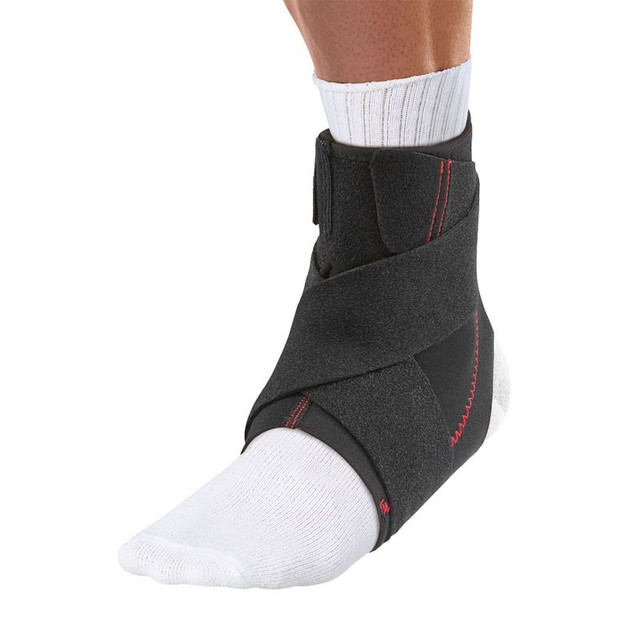 Mueller Adjustable Ankle Support