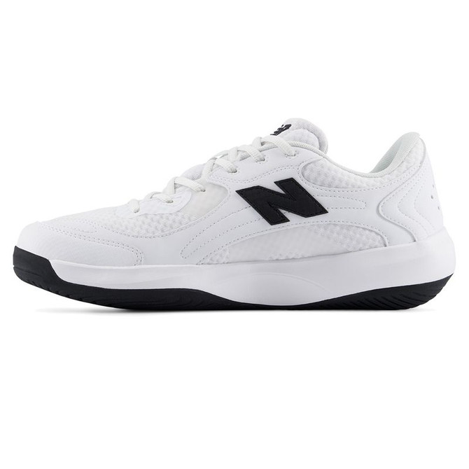 New Balance 696v7 (2E) Mens Tennis Shoe - White/Black