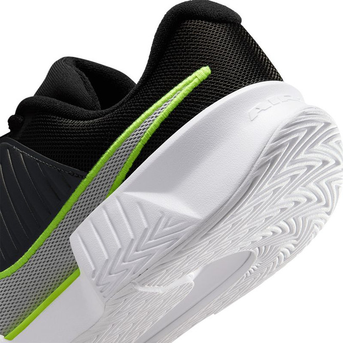 Nike Zoom GP Challenge Pro Mens Tennis Shoe - Black/White