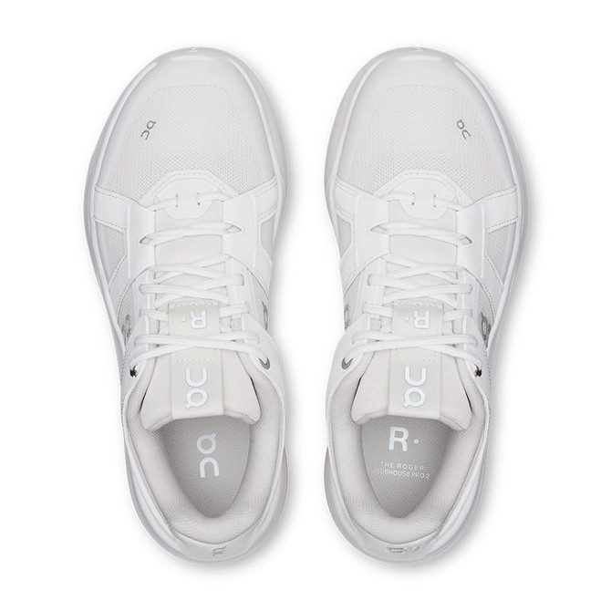 On The Roger Clubhouse Pro 2 Womens Tennis Shoe - White/Ivory