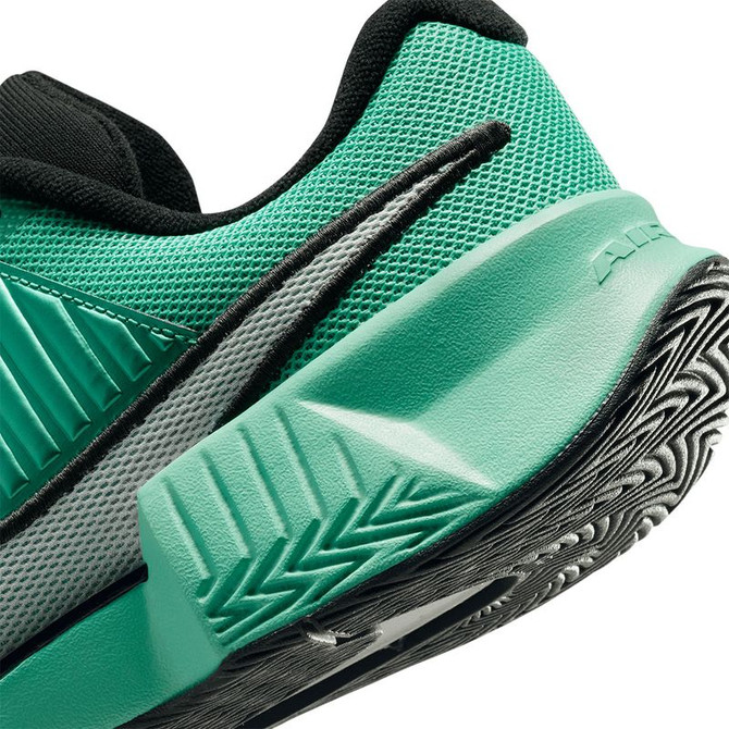 Nike Zoom GP Challenge Pro Premium Womens Tennis Shoe - Mint/Pure Platinum/Black
