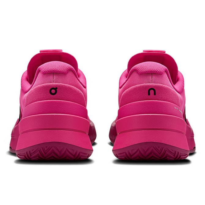 On The Roger Pro 2 Womens Tennis Shoe - Pink/Grenadine - 6