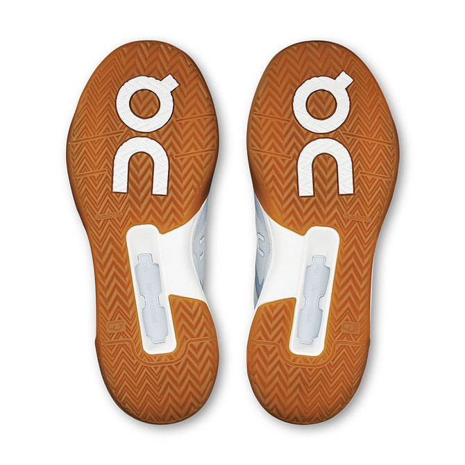 On The Roger Advantage Pro Womens Tennis Shoe - Arctic/White - 2