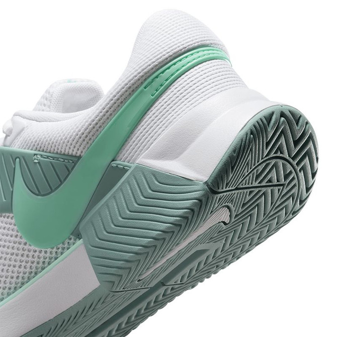 Nike Zoom GP Challenge 1 Womens Tennis Shoe - White/Foam Mint/Cannon - 8