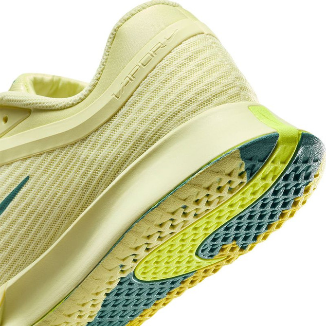 Nike Zoom Vapor Pro 3 Premium Womens Tennis Shoe - Luminous Green/Mineral Teal/High Voltage - 8