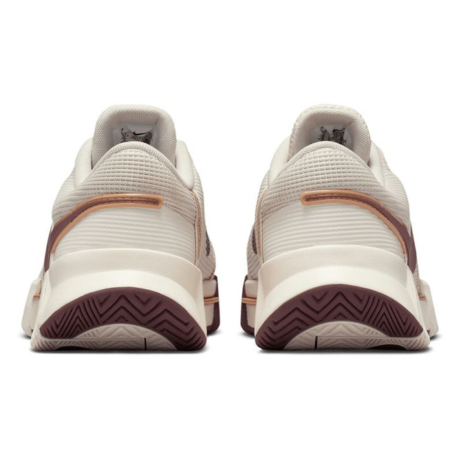 Nike Zoom GP Challenge 1.5 Womens Tennis Shoe - Pale Ivory/Tattoo Vanchetta/Tan - Final Sale - 6