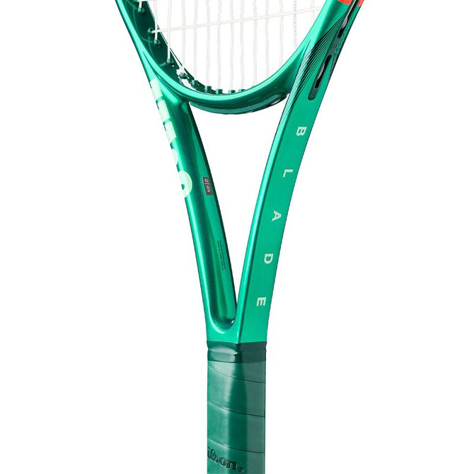 Wilson Blade 100UL v10 Tennis Racquet